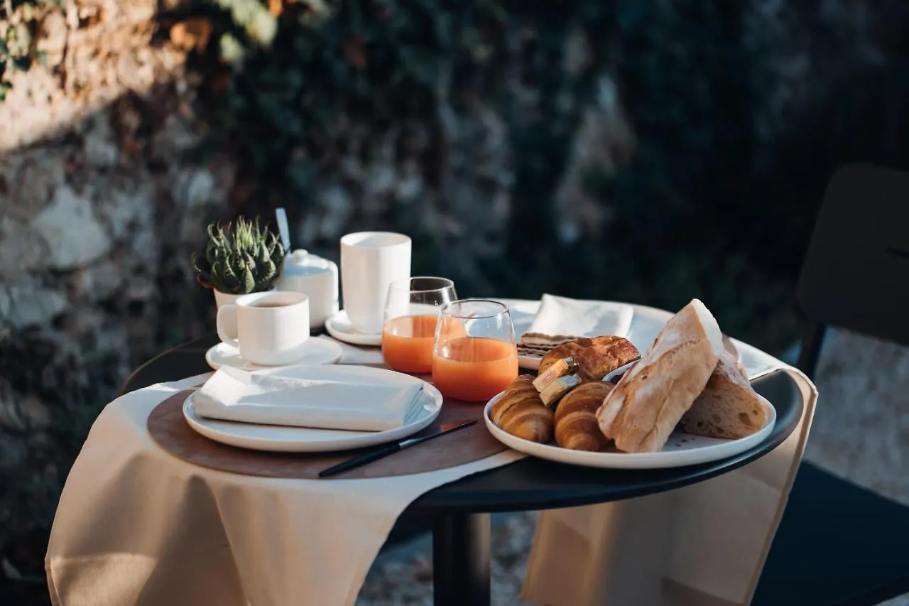 L'Iris De Suse Hotel Le Barroux Guest house