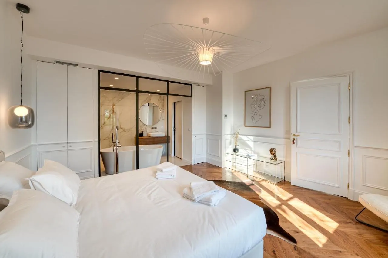 L'Iris De Suse Hotel Le Barroux Guest house