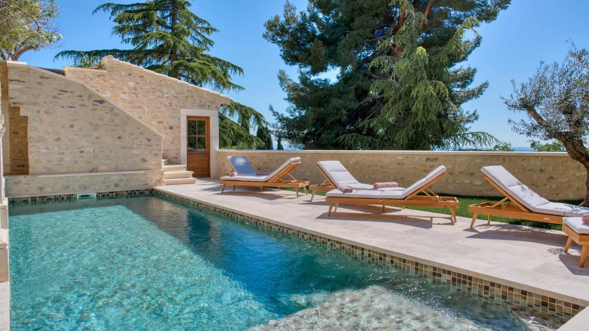 L'Iris De Suse Hotel Le Barroux France